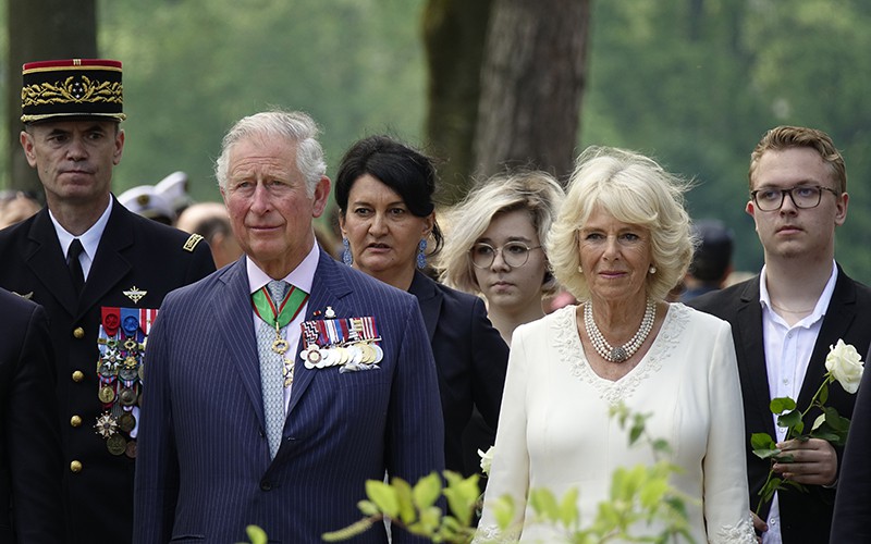 Принц Чарльз и герцогиня Камилла отменили международный тур из-за коронавируса