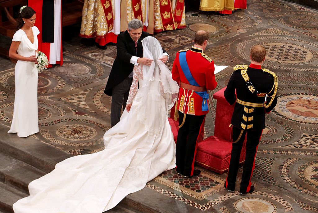 Принц Уильям и Кейт Миддлтон поблагодарили своих поклонников за поздравления в честь годовщины свадьбы
