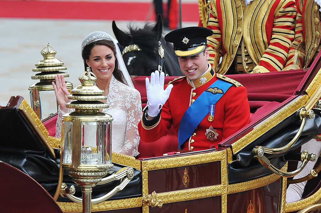Принц Уильям и Кейт Миддлтон поблагодарили своих поклонников за поздравления в честь годовщины свадьбы