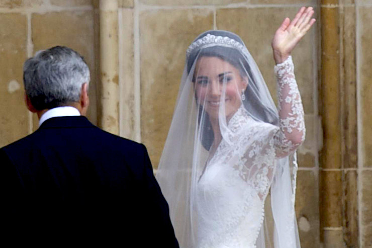 Какое любимое свадебное фото Кейт Миддлтон? – королевский фотограф