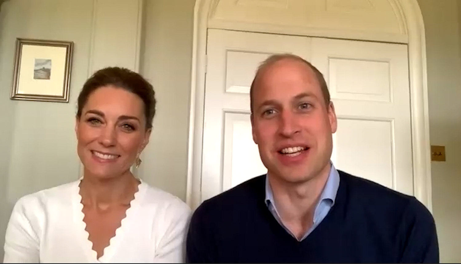 Принц Уильям и Кейт Миддлтон поговорили по видеосвязи с волонтерами центра психического здоровья