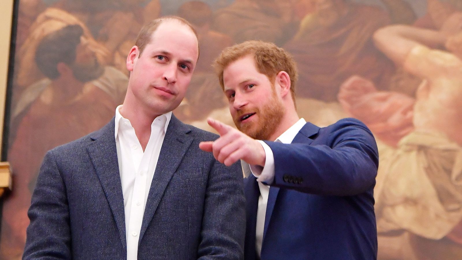 Отношения между принцами Уильямом и Гарри налаживаются