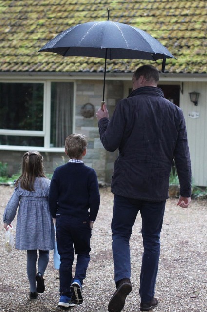 Принц Уильям и Кейт Миддлтон показали новое семейное фото