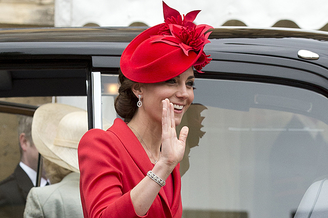 WINDSOR, UNITED KINGDOM - JUNE 13: Catherine, Duchess of Cambridge waves to the crowd as she arrives for the Order of The Garter Service at Windsor Castle on June 13, 2016 in Windsor, England. The annual service is held in St George's Chapel at Windsor Castle. (Photo by Matt Dunham/WPA Pool/Getty Images)