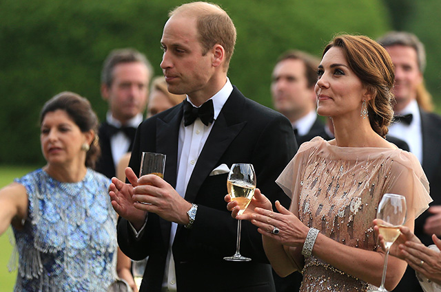 KING'S LYNN, ENGLAND - JUNE 22: HRH Prince William and Catherine, Duchess of Cambridge attend a gala dinner in support of East Anglia's Children's Hospices' nook appeal at Houghton Hall on June 22, 2016 in King's Lynn, England. (Photo by Stephen Pond/Getty Images)
