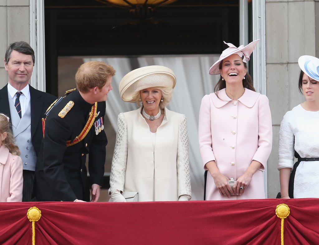He-leaned-over-had-Kate-Camilla-Duchess-Cornwall