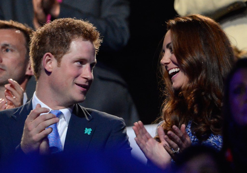 Prince-Harry-Kate-chatted-together-stands-during