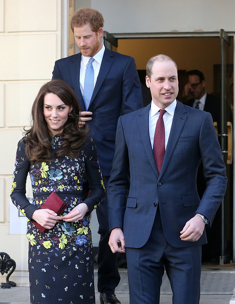 Кейт Миддлтон и принцы Уильям и Гарри посетили благотворительный брифинг