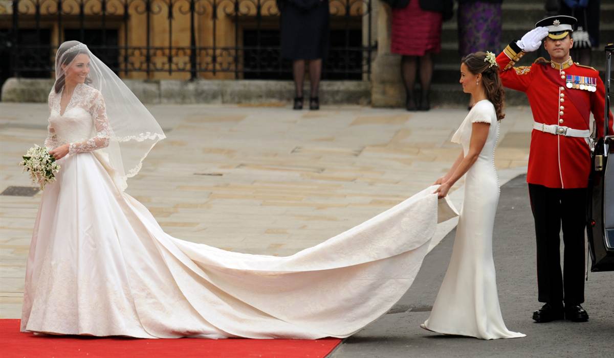 Кейт Миддлтон и несколько фактов о ее свадебном платье