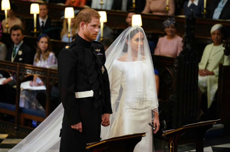 Наряды Меган Маркл – сколько стоят платья жены принца Гарри?