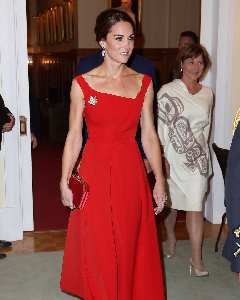 Кейт Миддлтон и Меган Маркл в шикарных платьях на приеме Royal Foundation