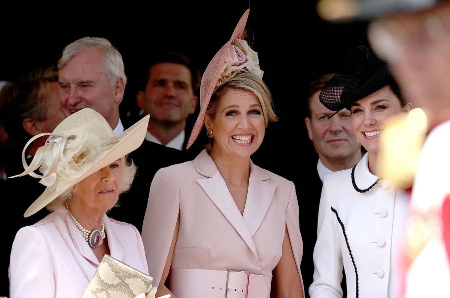 Кейт Миддлтон с королевами Летицией и Максимой на церемонии Ордена Подвязки