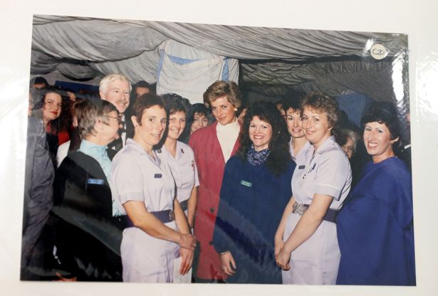 По следам мамы. Принц Гарри посетил больницу, где 30 лет назад побывала принцесса Диана