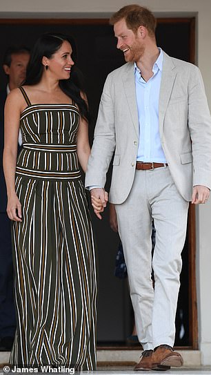 Принц Гарри и Меган Маркл посетили прием в резиденции посла Великобритании в ЮАР
