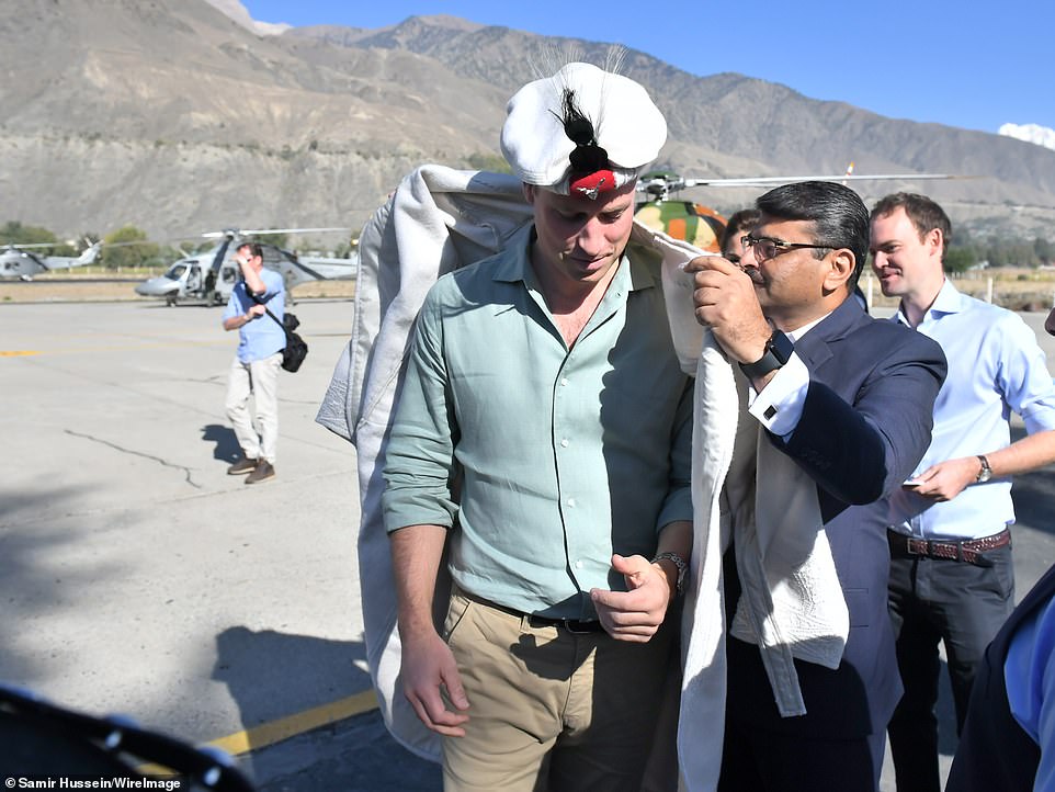 Принц Уильям и Кейт Миддлтон провели утро на границе с Афганистаном