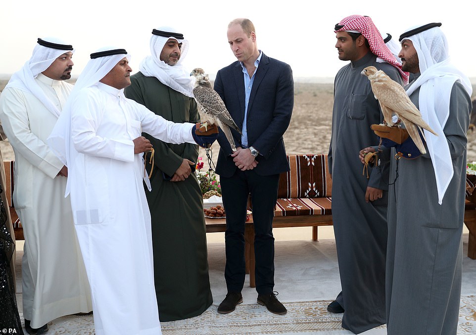 Насыщенная программа принца Уильяма в туре по Кувейту