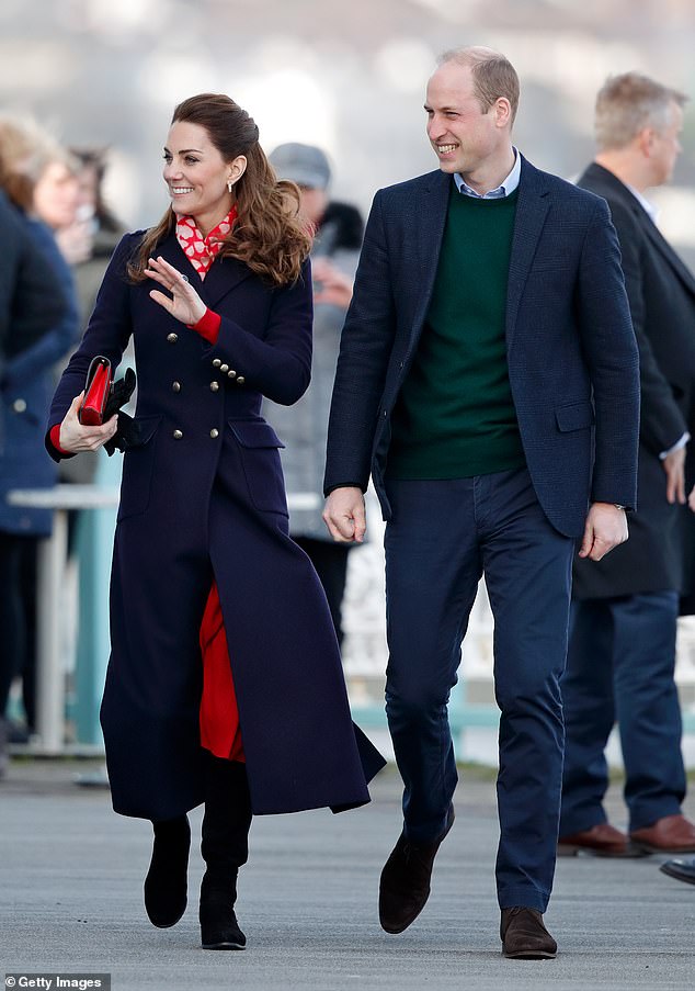 Принц Уильям и Кейт Миддлтон прибыли в Уэльс для встречи со спасателями