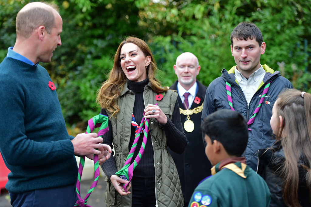 Принц Уильям и Кейт Миддлтон побывали на природе со скаутами в Шотландии
