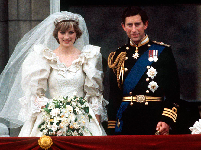 Елизавета II хочет, чтобы Камилла Паркер-Боулз получила титул королевы-консорта после коронации принца Чарльза