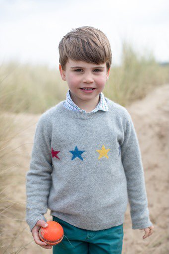 Принц Луи отметил 4-й день рождения - его новые фото от Кейт Миддлтон