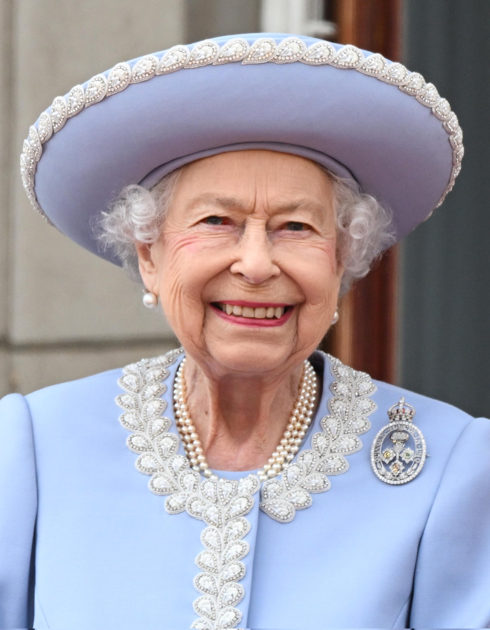 Дворец опубликовал новый портрет Елизаветы II в честь ее Платинового юбилея правления