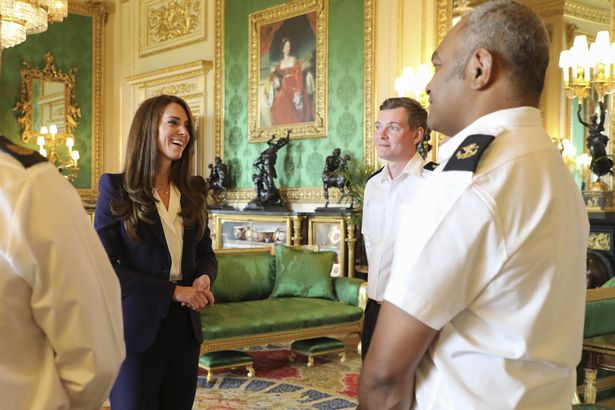 Кейт Миддлтон в статусе принцессы Уэльской провела встречу с моряками в Виндзоре