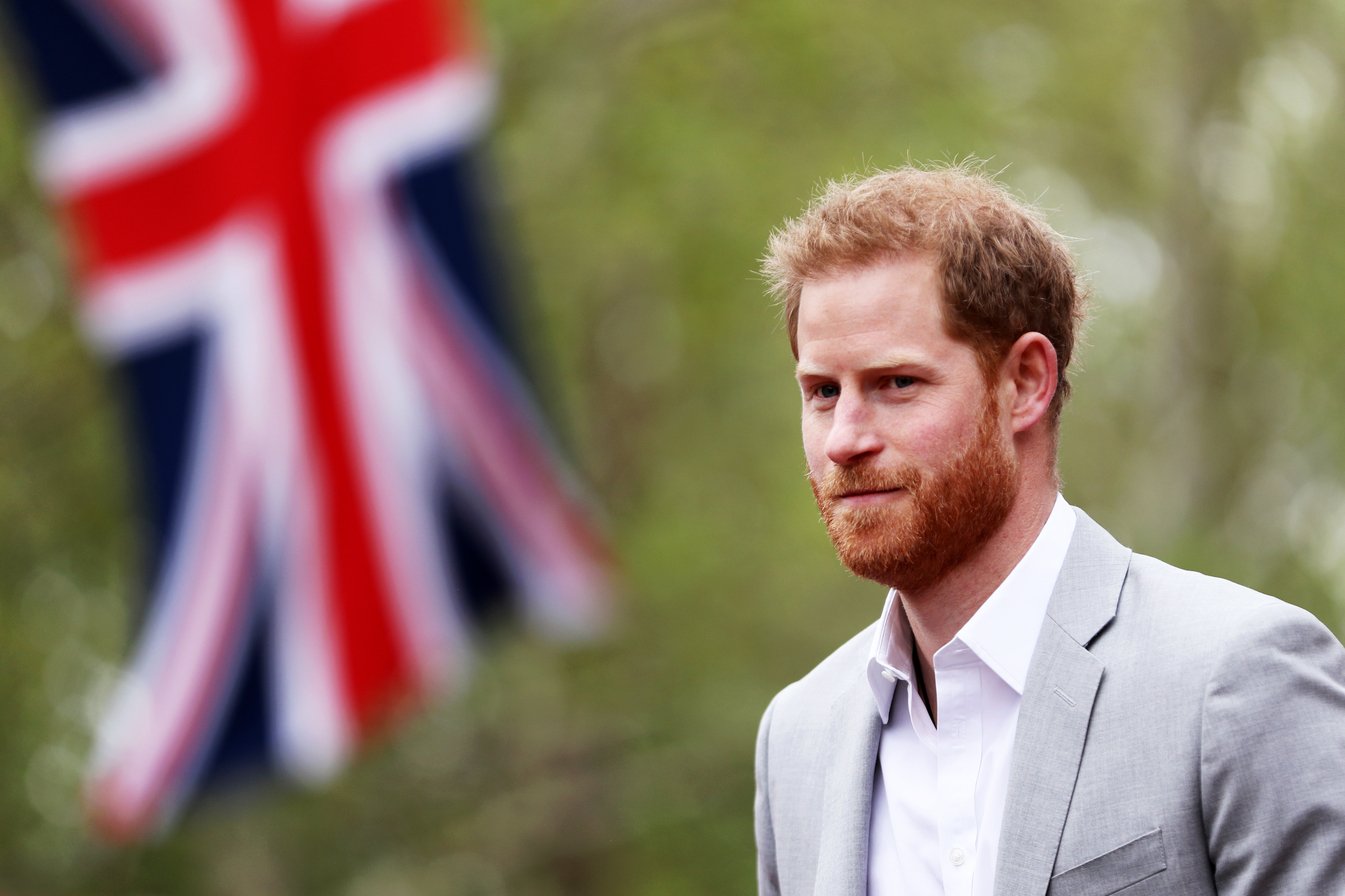 Британцы хотят видеть принца Гарри на коронации Карла III