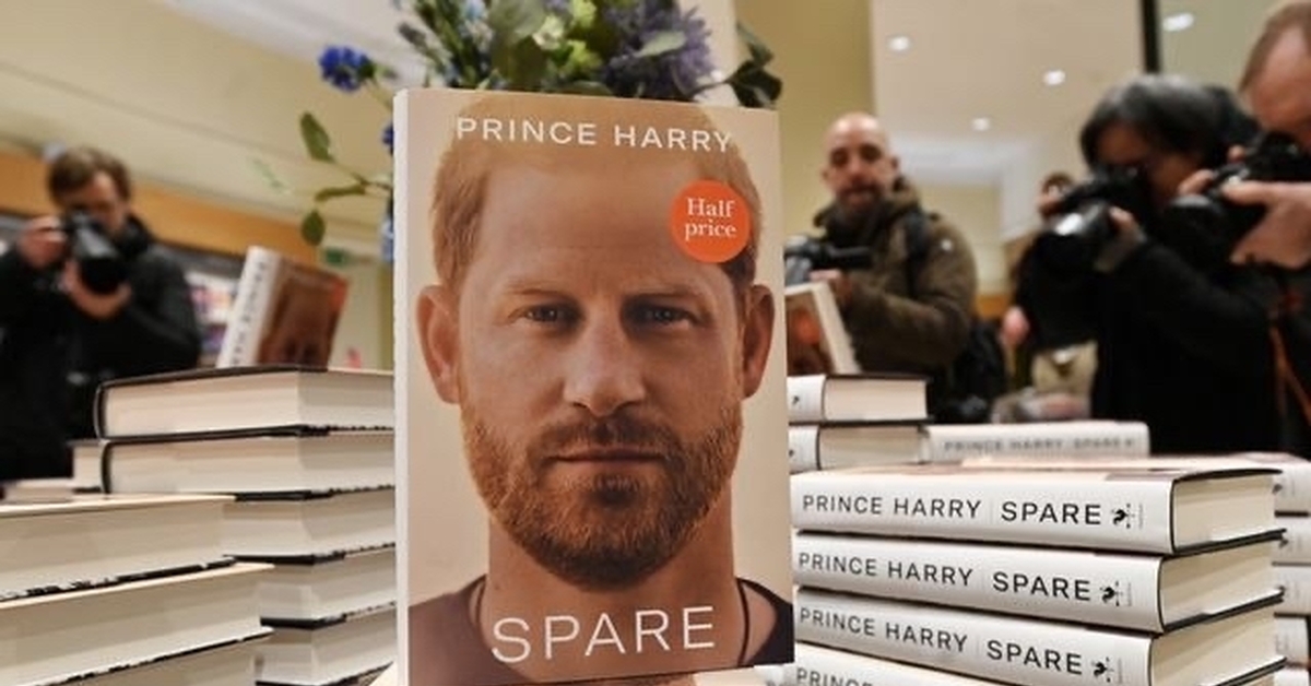 Мемуары принца Гарри "Запасной" стали бестселлером – но не все так просто